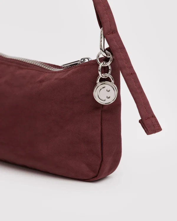 Nylon Pochette - Sale - Mahogany - Material: heavyweight-nylon