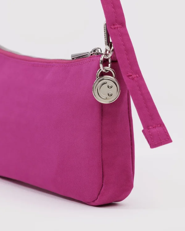 Nylon Pochette - Sale - Deep Fuchsia - Material: heavyweight-nylon